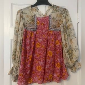 Floral Entro Top